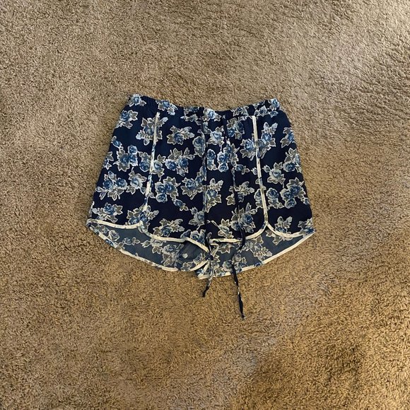 Alya Blue Floral High Waisted Shorts - Picture 3 of 4